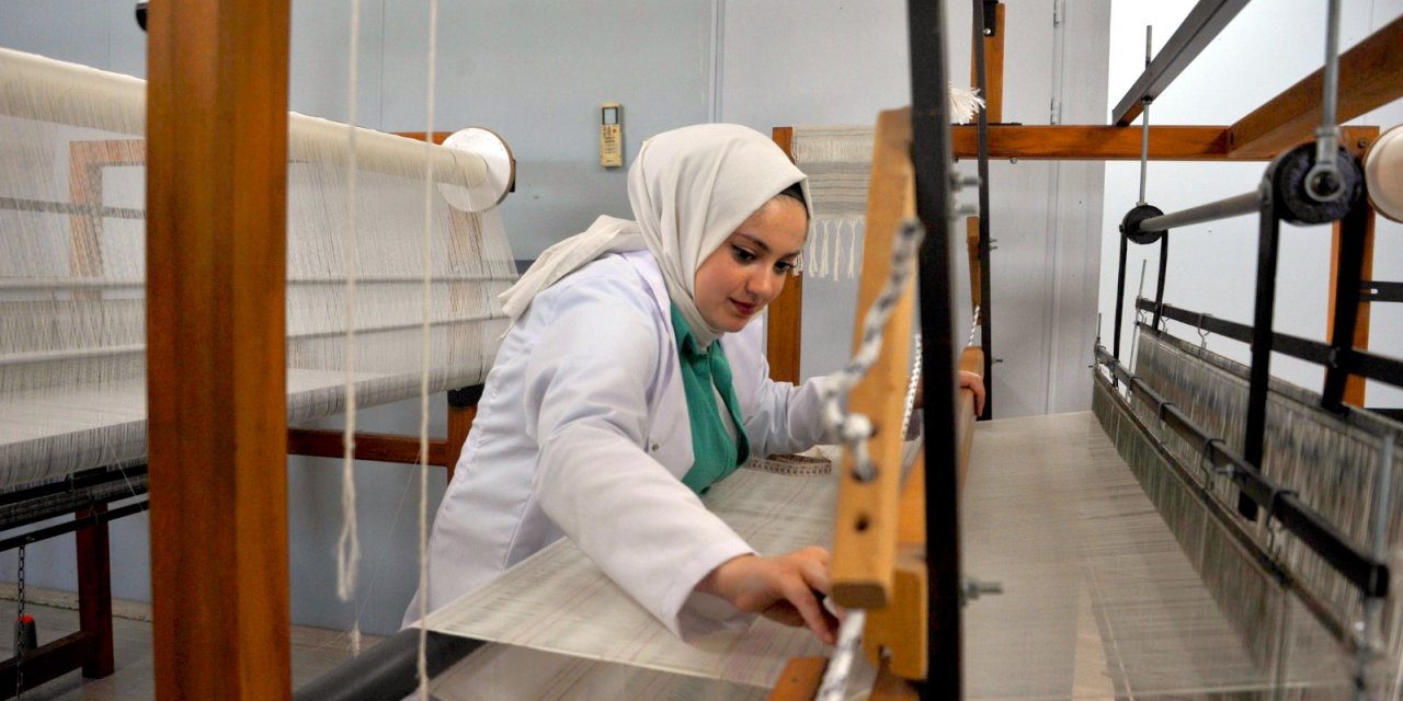 Kenevir tekstili kadınlara emanet