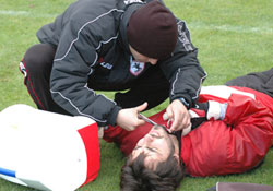 Eray'a üç dikiş atıldı