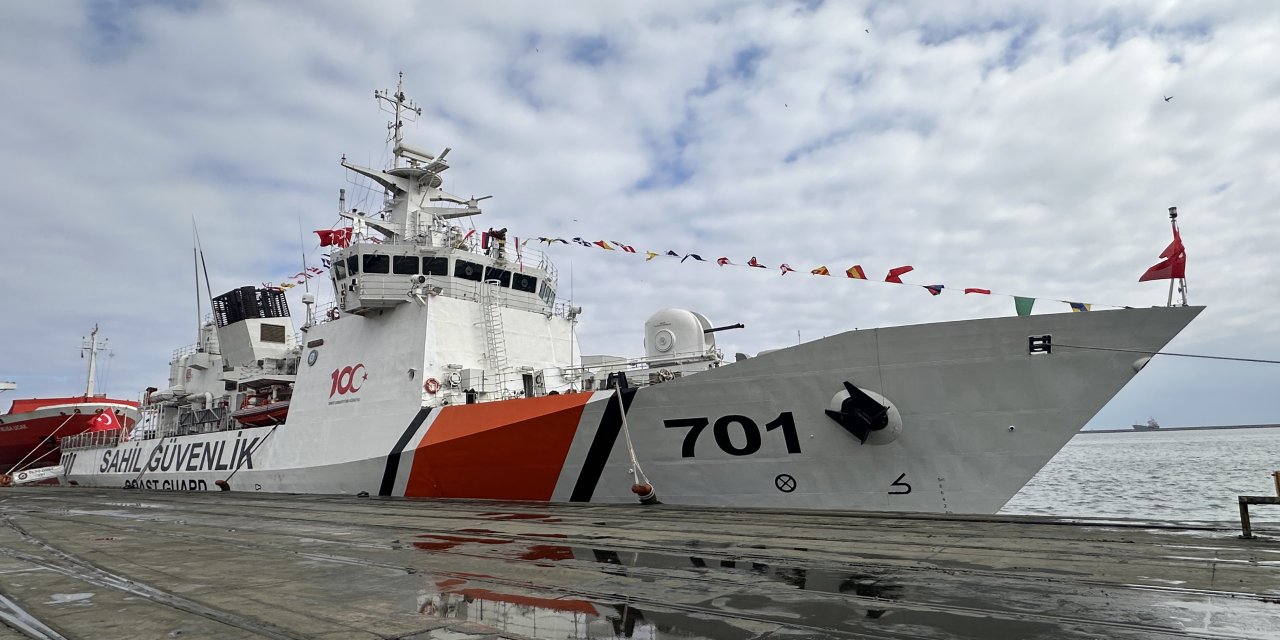 Sahil Güvenlik Arama Kurtarma Gemisi ziyarete açıldı
