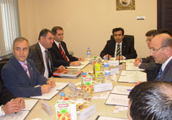 Vali Güzeloğlu Kavak'ta