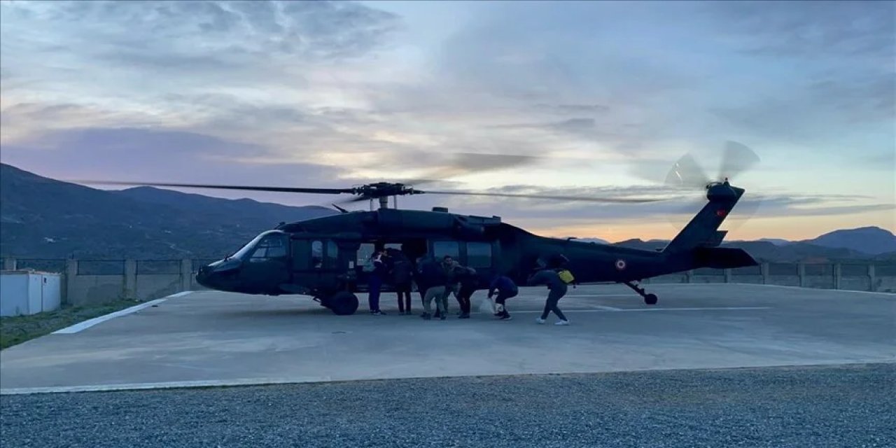Pusulalar askeri helikopterle taşındı