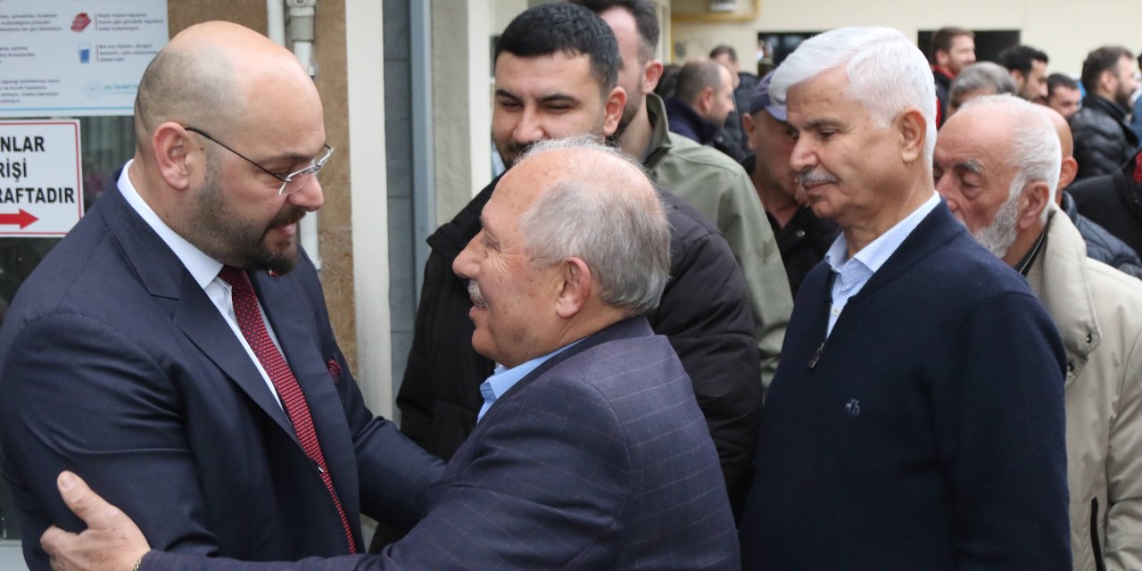 Başkan Türkel vatandaşlarla bayramlaştı