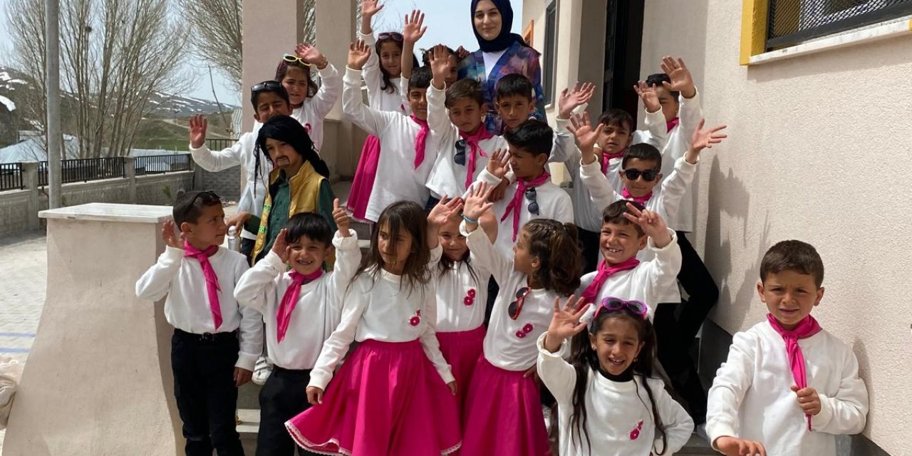 Samsun'da hazırlanan kıyafetler çocuklara ulaştı