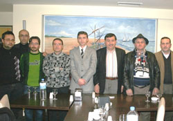 İkiz'den çalışan gazetecilere yemek