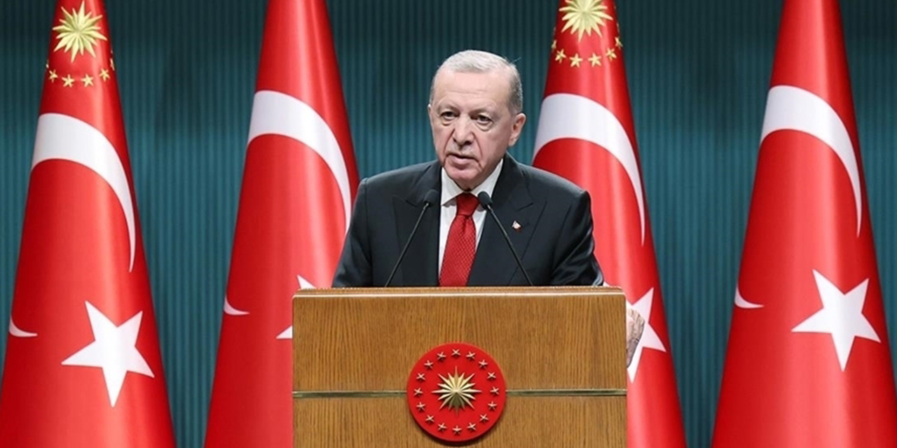 Cumhurbaşkanı Erdoğan, Avrupa şampiyonu Mete Gazoz'u telefonla arayarak tebrik etti