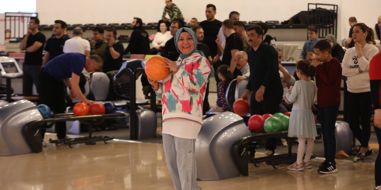 Hakim ve savcılar bowling turnuvasında karşılaştı