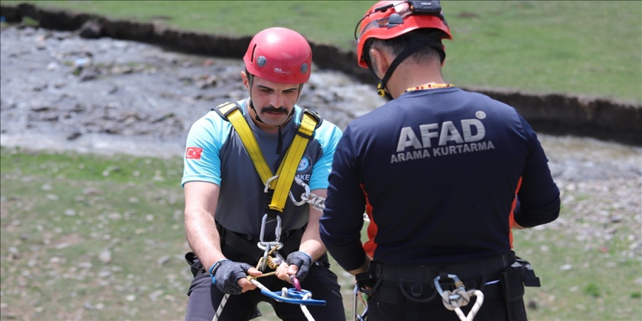 AFAD gönüllü yetiştiriyor