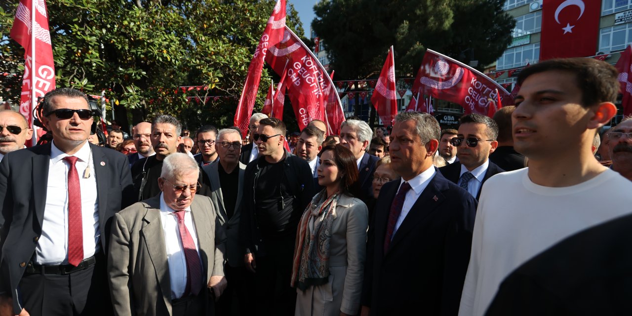 Gazi'nin partisini birinci parti yapmak zorundayız