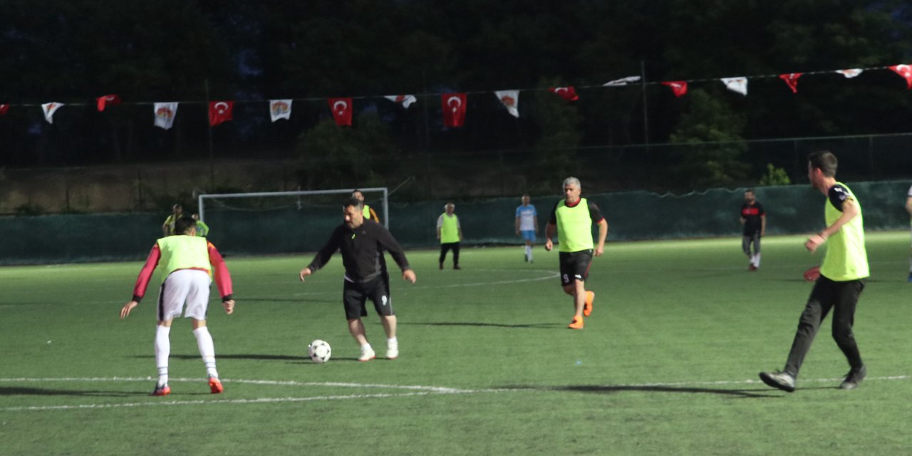 Havza'da veteranlar futbol maçı yapıldı