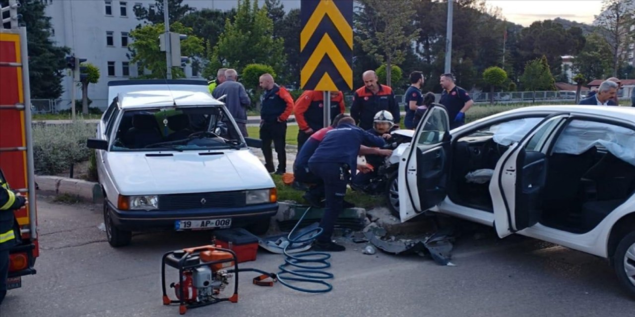 Trafik kazasında 5 kişi yaralandı