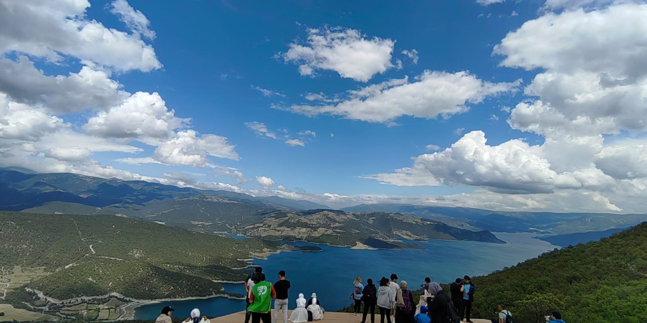 Kurtarma ekibinden Şahinkaya Kanyonu gezisi