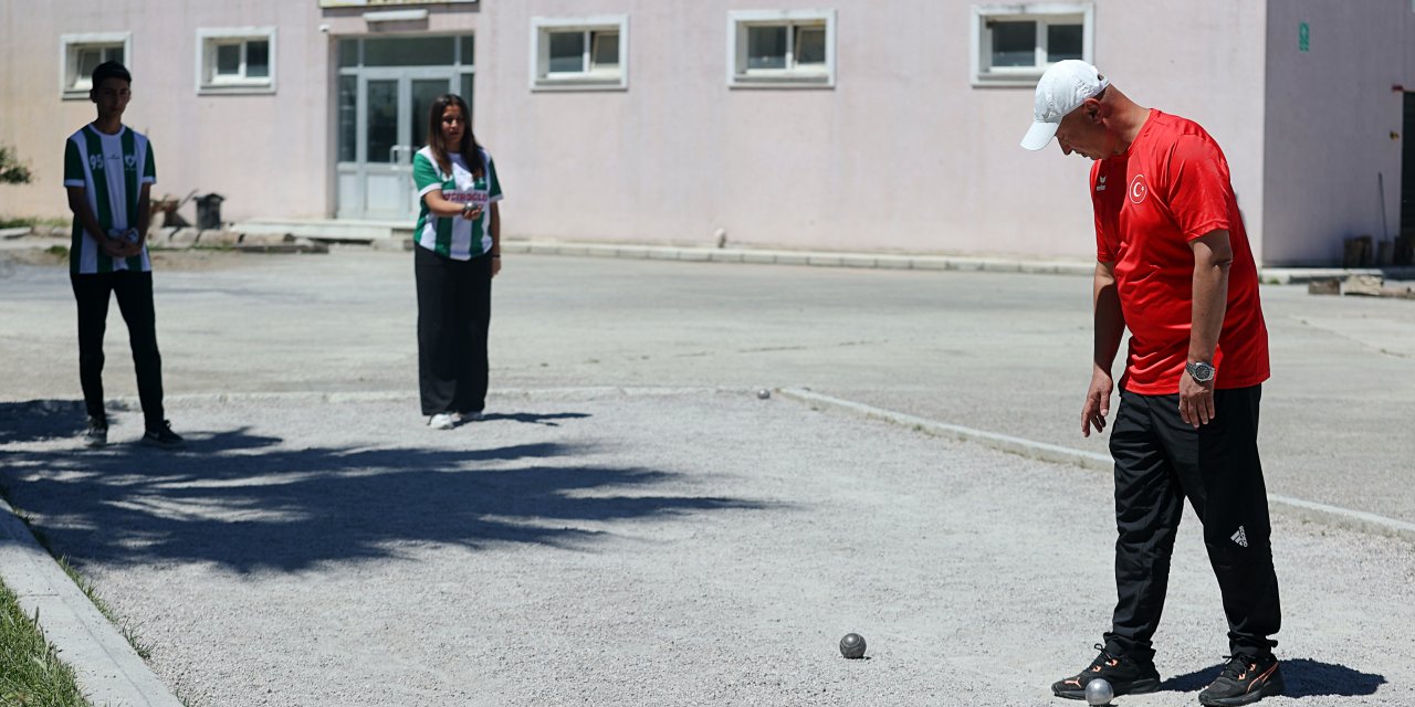 Bocce sporcusu Nur'un hedefi milli takım