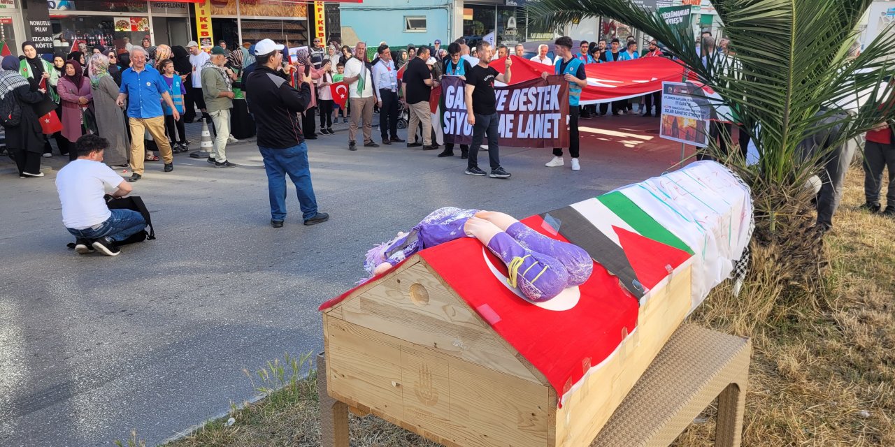 Filistin'e yönelik saldırılar protesto edildi