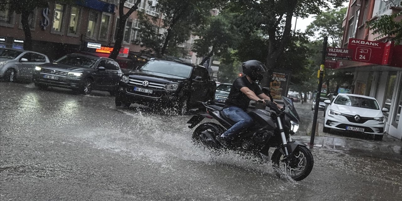 Meteorolojiden kuvvetli yağış uyarısı