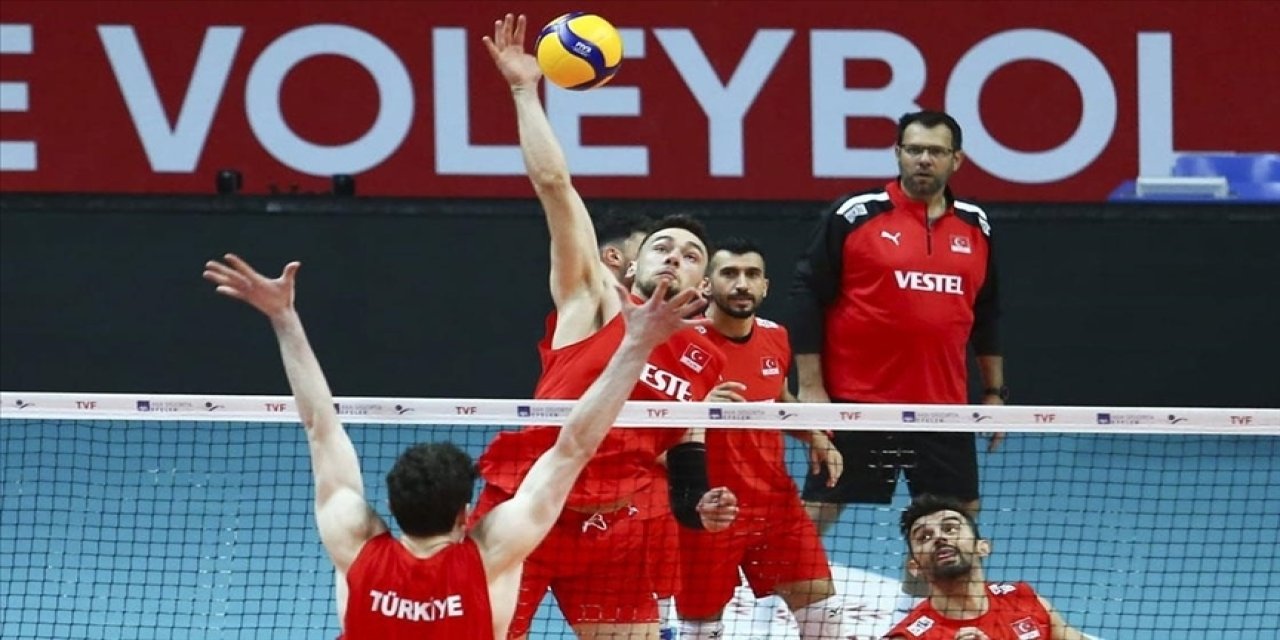 A Milli Erkek Voleybol Takımı ilk galibiyetini aldı