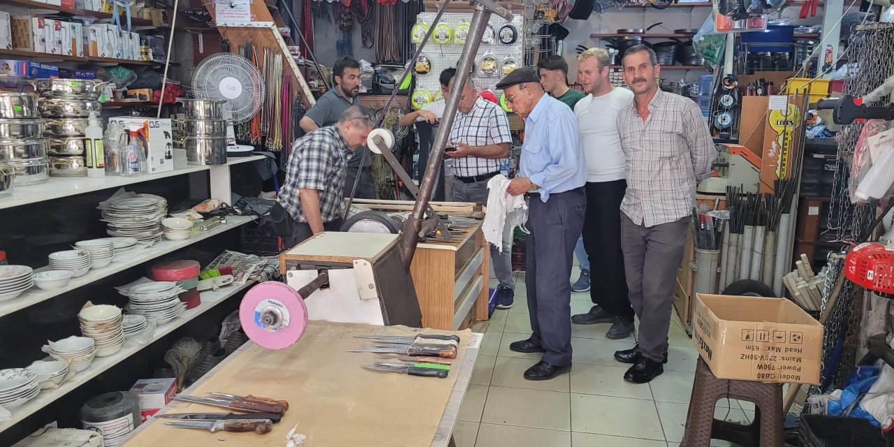 Bayram öncesi bıçakçılarda yoğunluk yaşanıyor