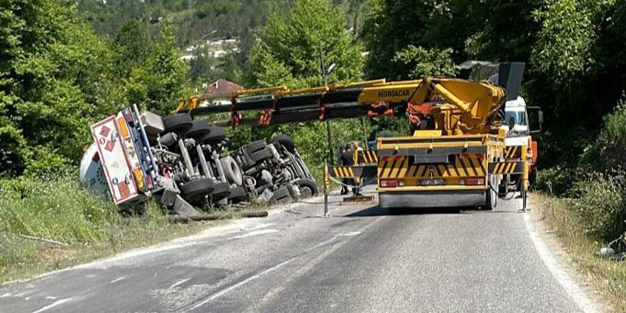 LPG yüklü tanker devrildi