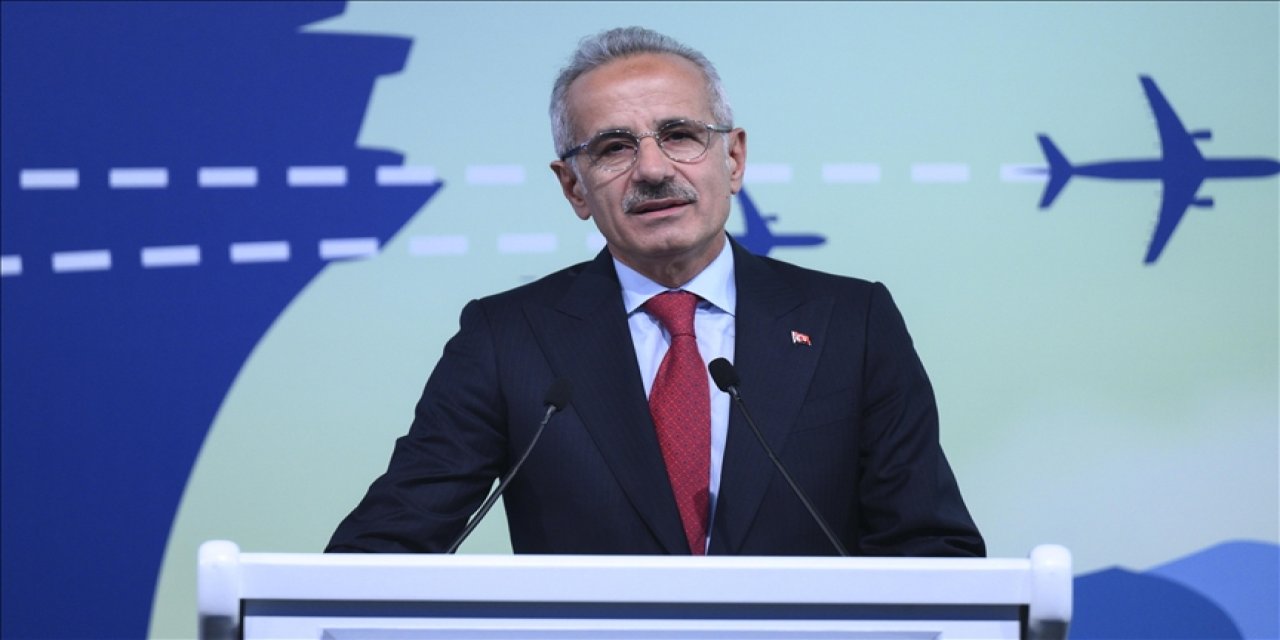 Uraloğlu: Uçak trafiği rekoru kırıldı