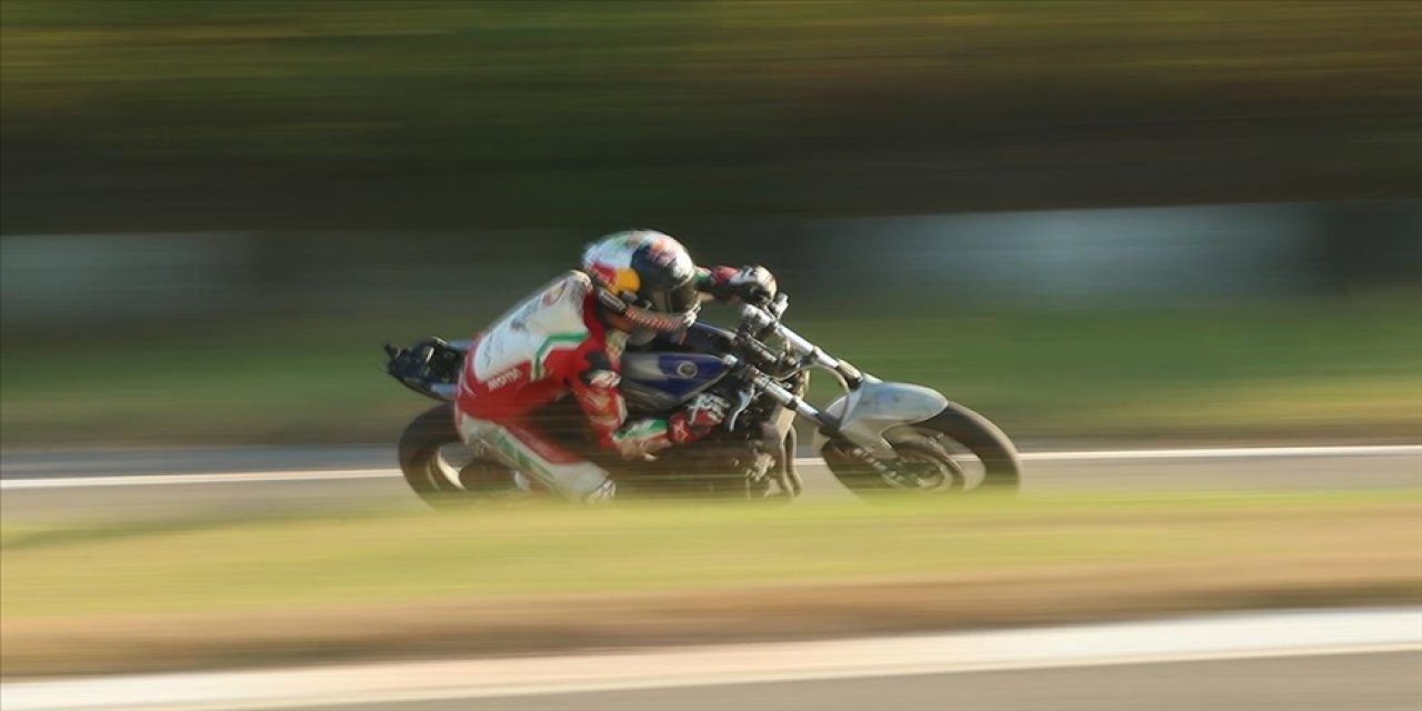 Türk motosikletçiler piste çıkacak