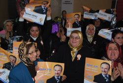 AK Parti'de gövde gösterisi