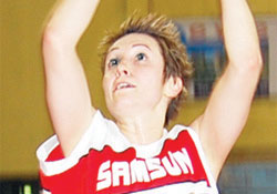 Julie oyundan çıktı