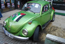 Gazze'ye aracını bağışladı