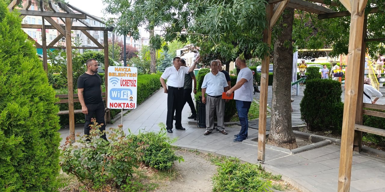 Ödüllü parkta bakım çalışmaları başladı