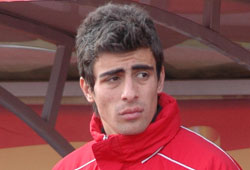 Turgut tribünden izledi
