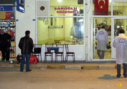 Başkana silahlı saldırı
