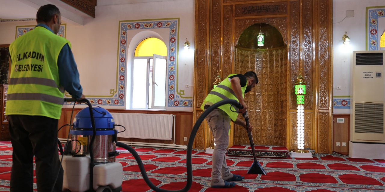 İlkadım’da günde 3 cami temizleniyor