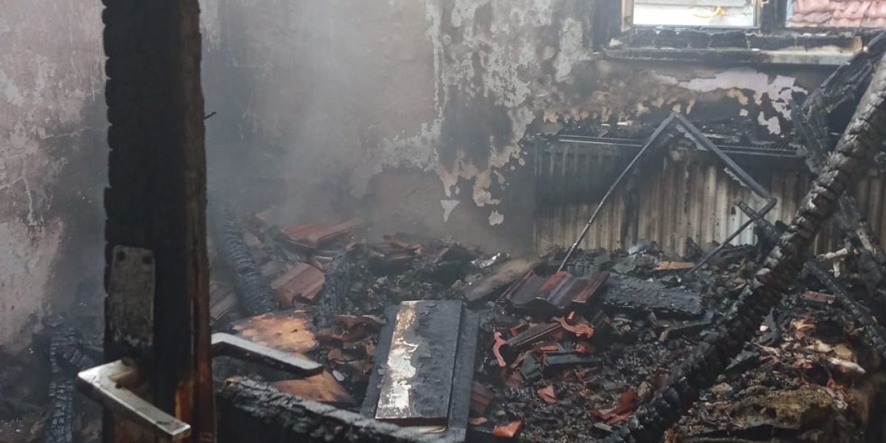 2 ev ve odunluk kullanılamaz hale geldi