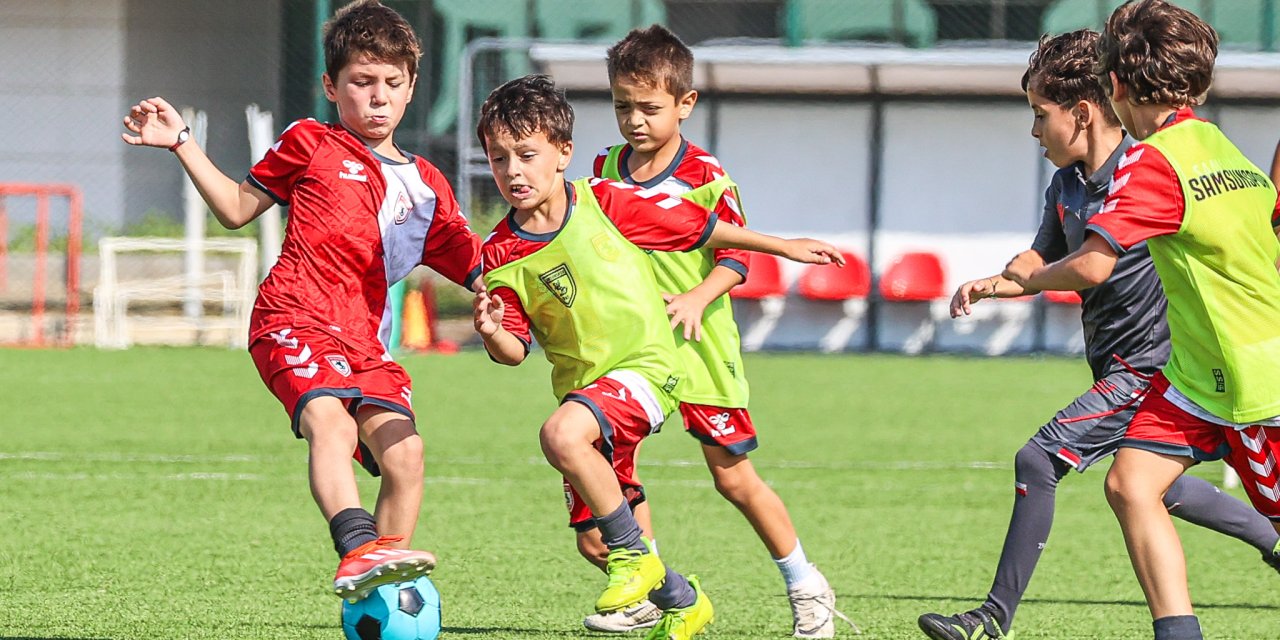 Samsunspor  Futbol Okulları Turnuvası başladı