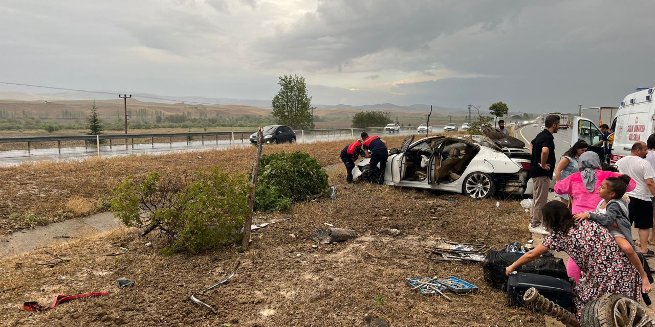 Trafik kazasında 4 kişi yaralandı