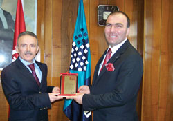 Telekoma teşekkür plaketi