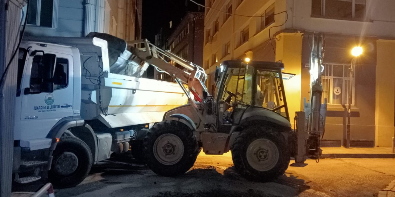 İlkadım'da yol çalışmaları devam ediyor