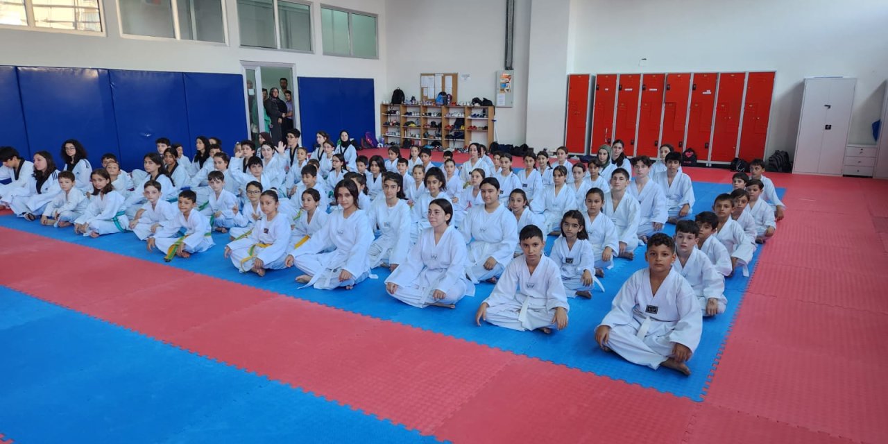 Taekwondo dönem kuşak sınavı yapıldı