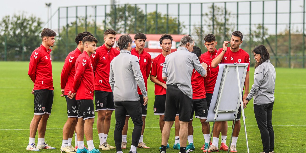 Samsunspor eğitim programına ev sahipliği yapıyor