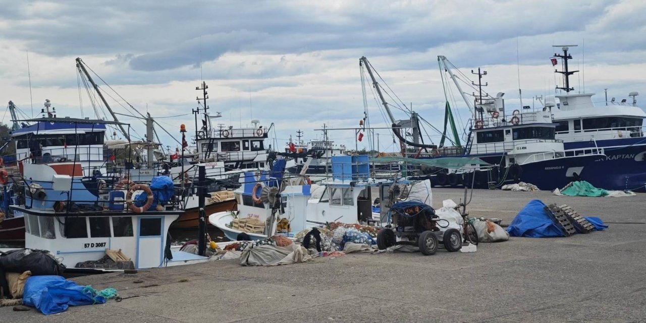 Samsun'da balık tezgahları boş kaldı