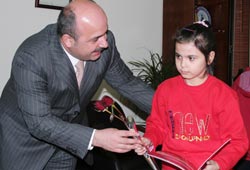 Otizmli çocuklara sağlık taraması