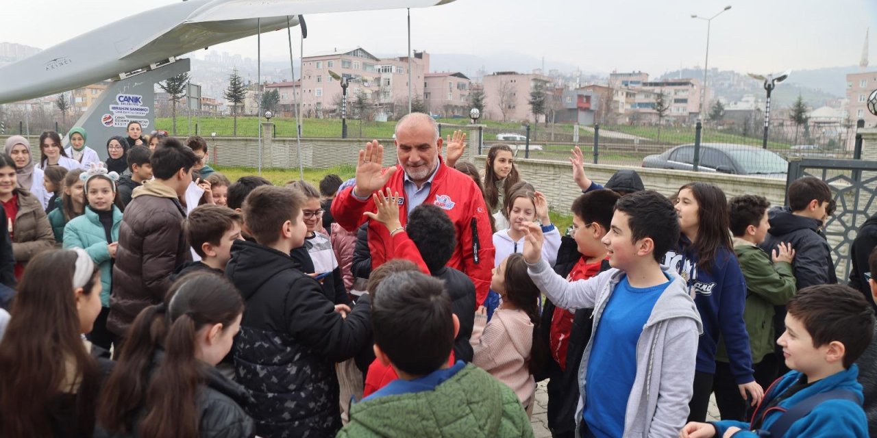 Canikli öğrenciler finale kaldı