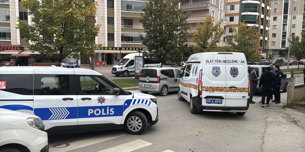 ATM'den para çekerken silahlı saldırıya uğradı