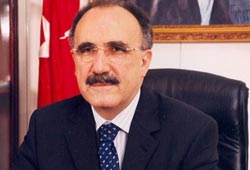 'Yeni ilçeler siyasi tasarruf değil'