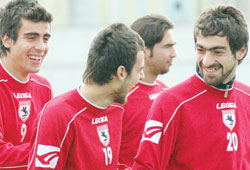 Yüzünüz hep gülsün