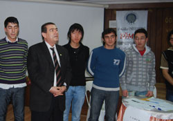 Yarışma değil şamata