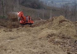 Toprak kaymasında yollar kapandı
