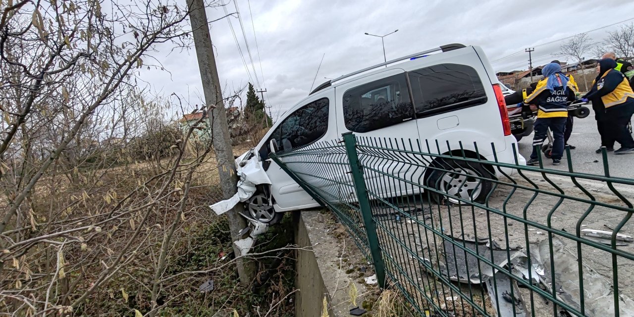 Çarşamba'da korkutan kaza: 3 yaralı