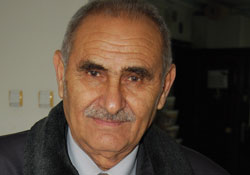 Kitabının gelirini engellilere bağışladı