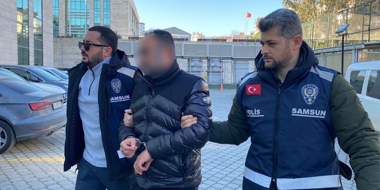 Para isteyen oğlunu ekmek bıçağıyla yaraladı