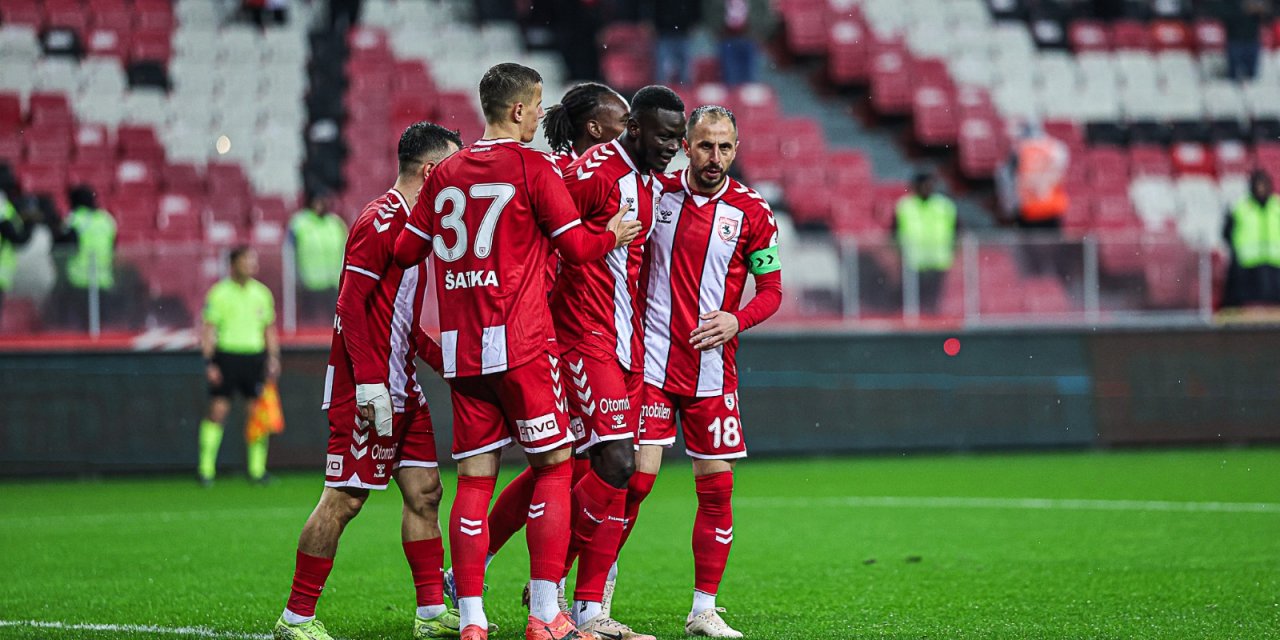 Samsunspor 2 golle kazandı