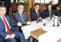 AK Parti seçim çalışmalarına hız verdi